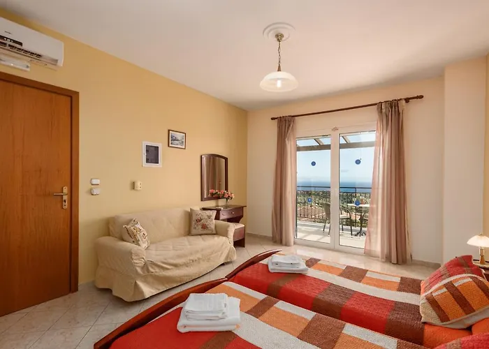 Willa Trapezaki Garden