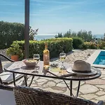Trapezaki Garden Villa *