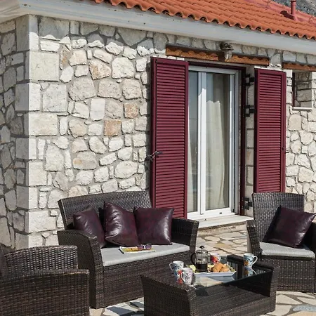 Vilă Trapezaki Garden *