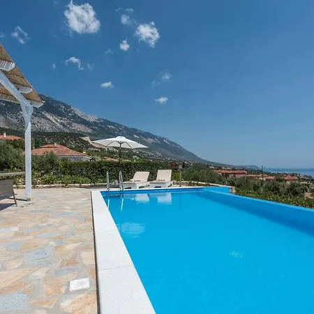 Vilă Trapezaki Garden Mousata