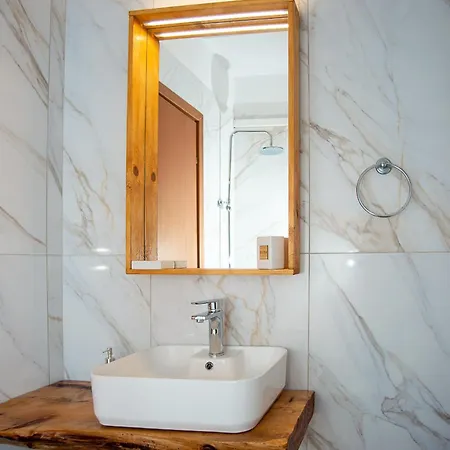 Trapezaki Garden Vilă Mousata