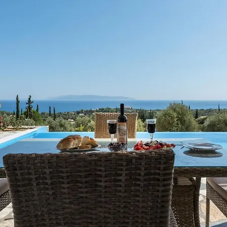 Trapezaki Garden Villa *