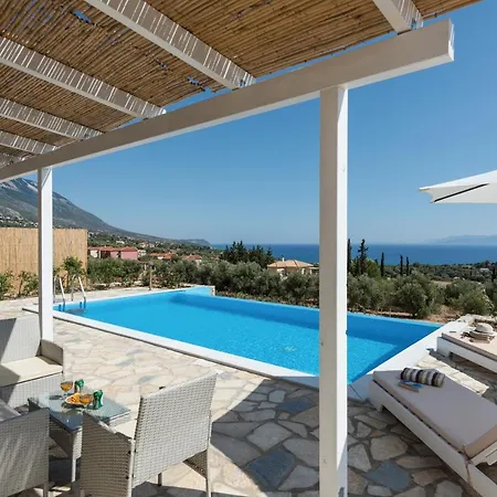 Villa Trapezaki Garden *