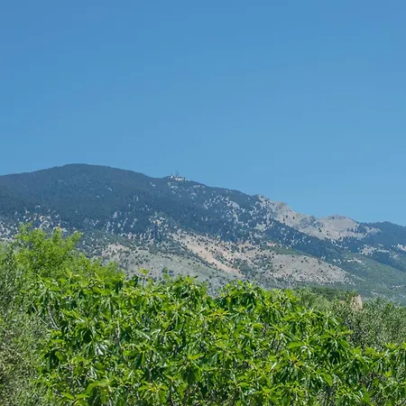 Villa Trapezaki Garden Mousata